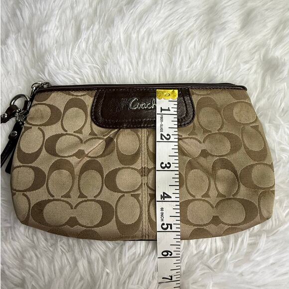 y2k COACH Brown Signature Canvas Wristlet - Picture 8 of 8